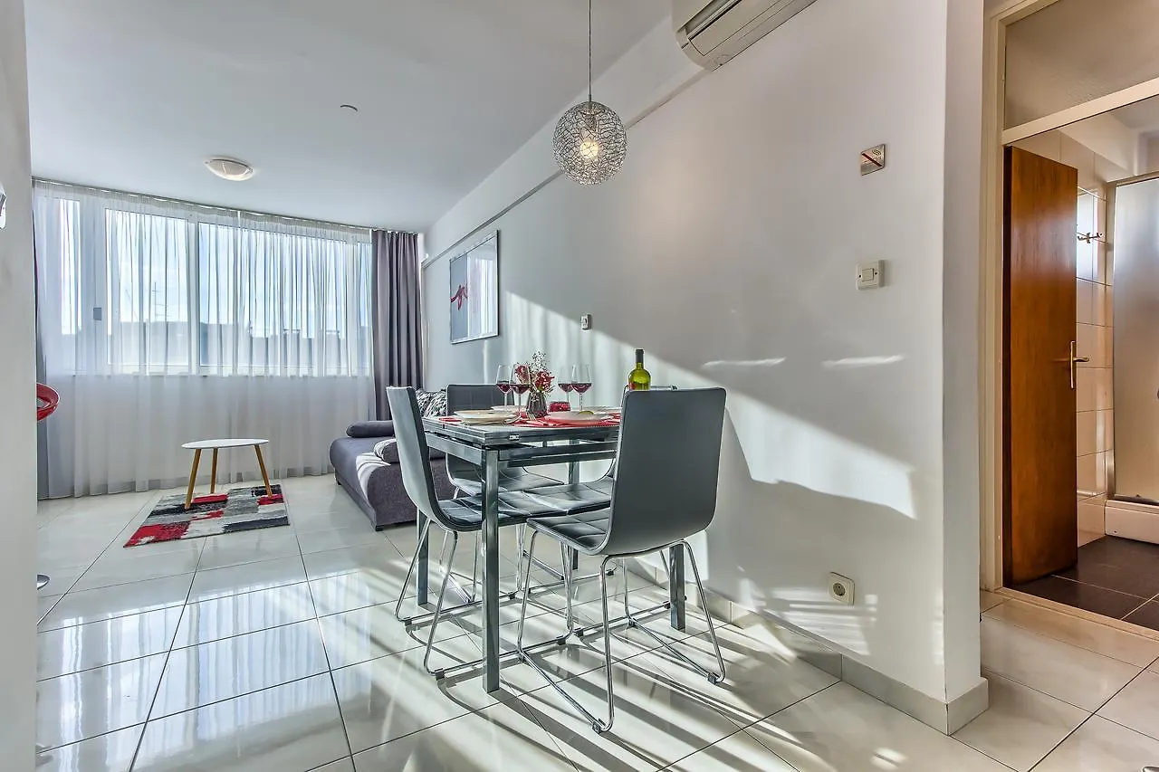 Sunny Apartment Vesna Split