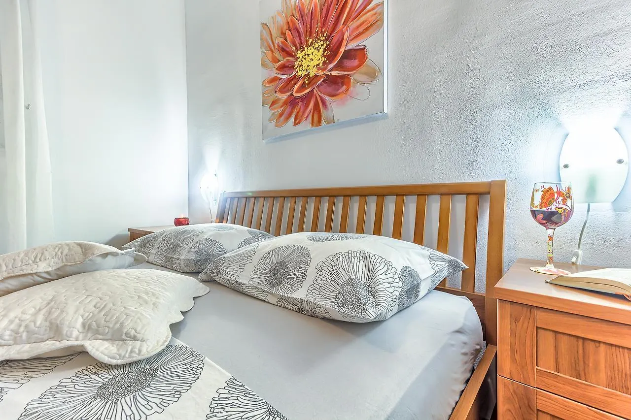 Sunny Apartment Vesna Split