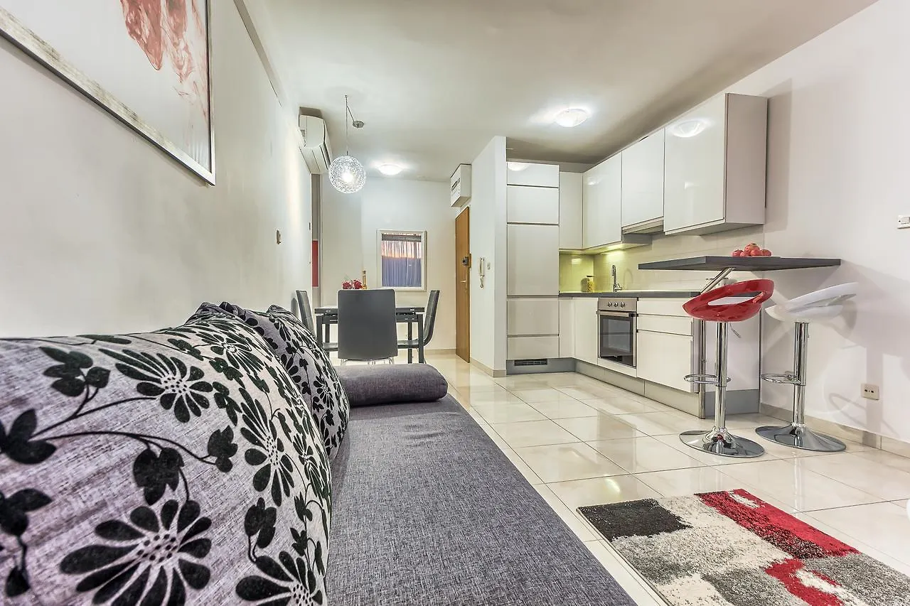 Sunny Apartment Vesna Split 0*,